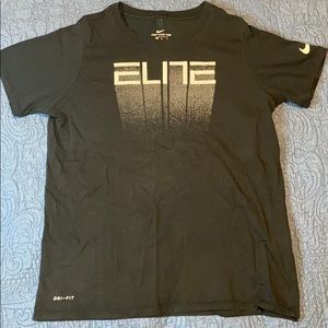 Black dri-fit Nike tee